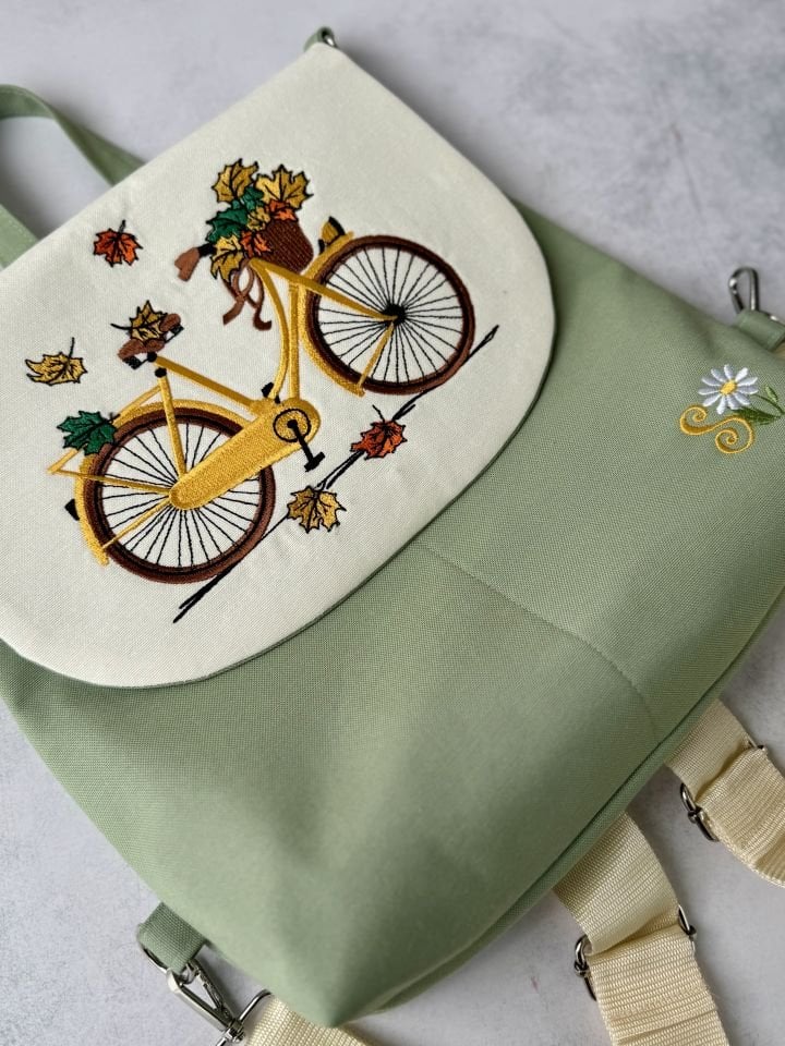 Su Yeşili Bisiklet Nakışlı Sırt Çantası