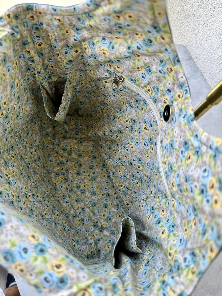 Yeşil Papatya Nakışlı Omuz Çantası