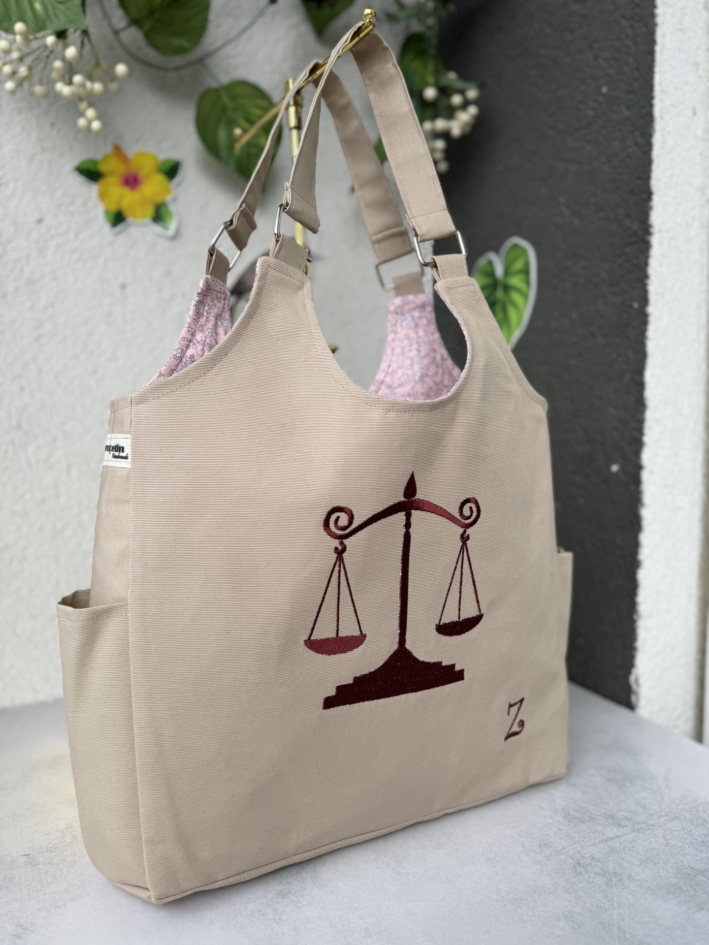 Krem Terazi Nakışlı Omuz Çantası