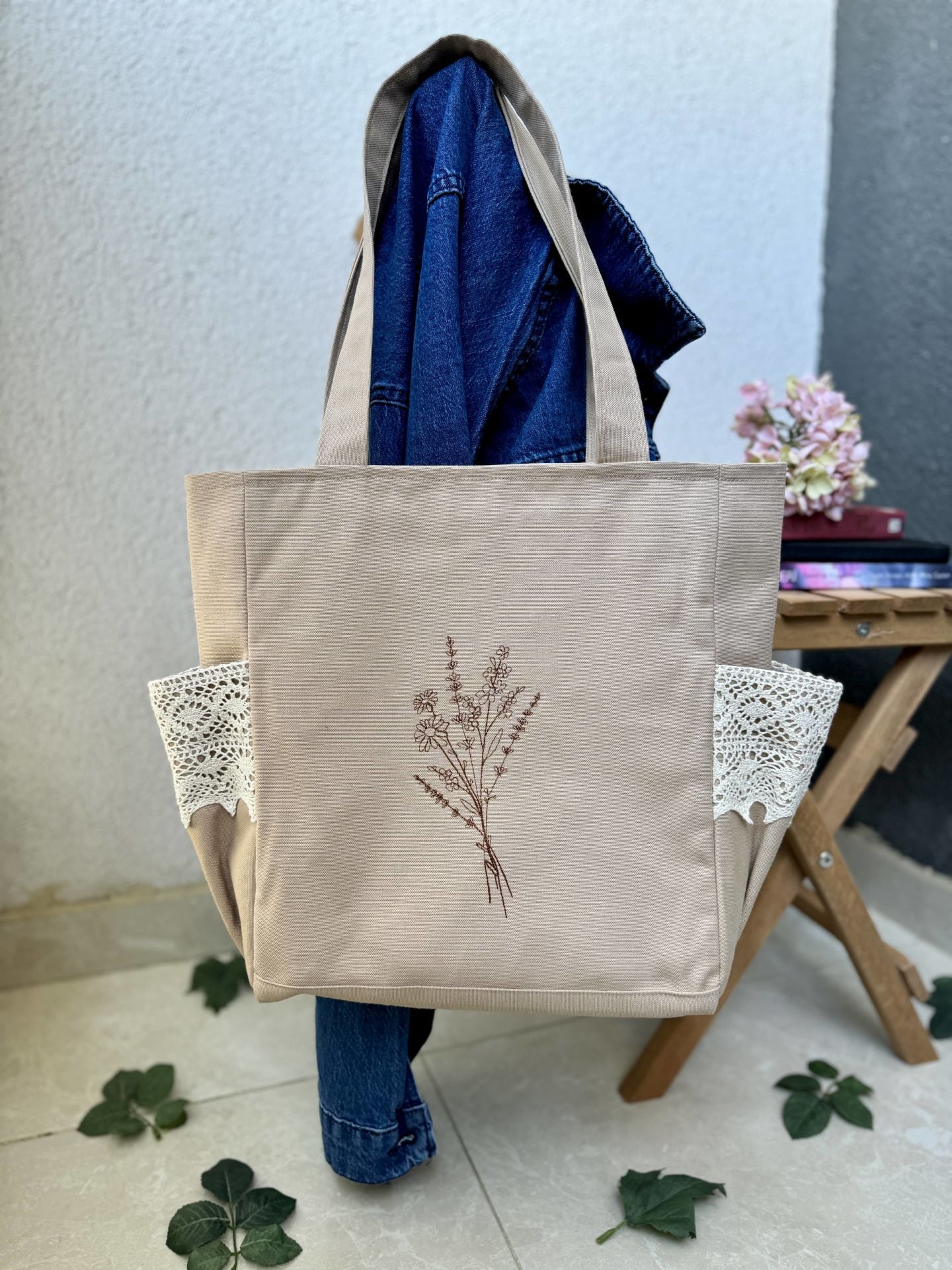 Krem Otantik Serisi Çiçekli Omuz Çantası