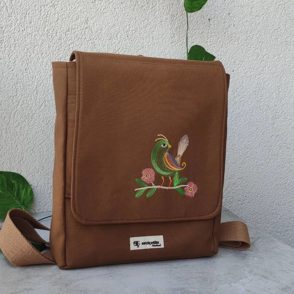 Kahverengi Kuşlu 13 İnç Laptop Çantası