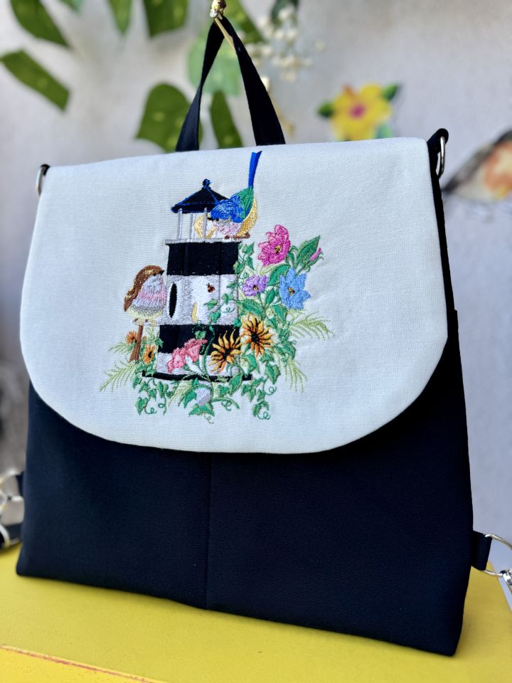 Siyah Kuş Evi Nakışlı Sırt Çantası