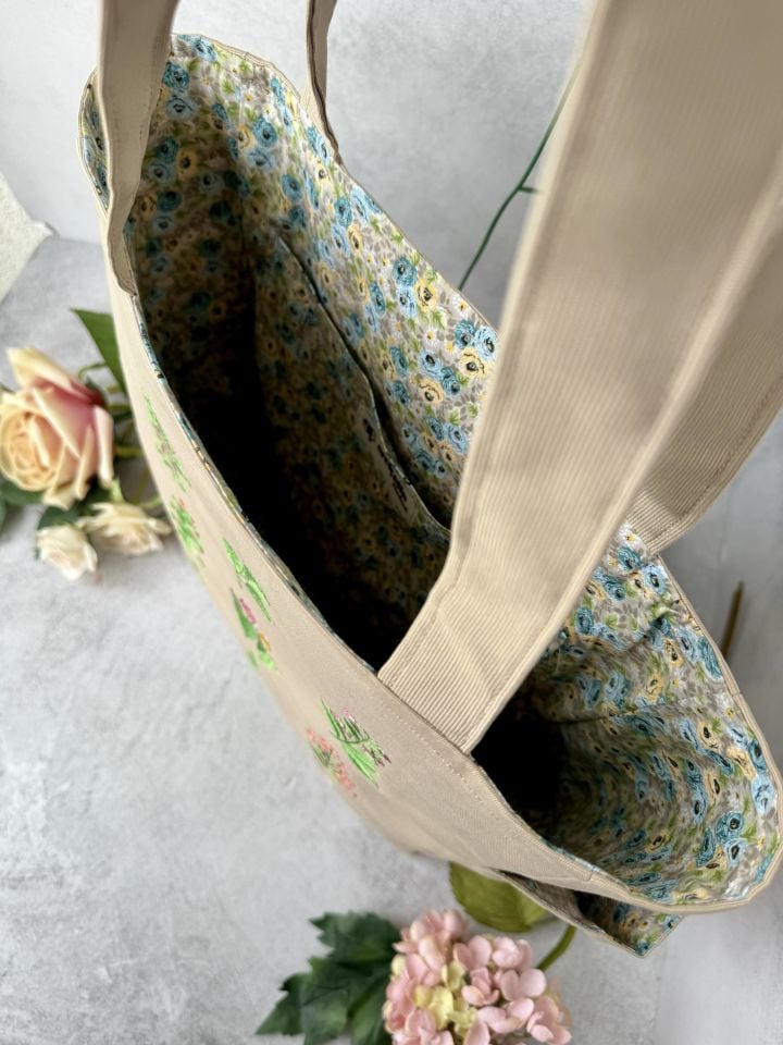 Krem Çiçek Nakışlı Omuz Çantası