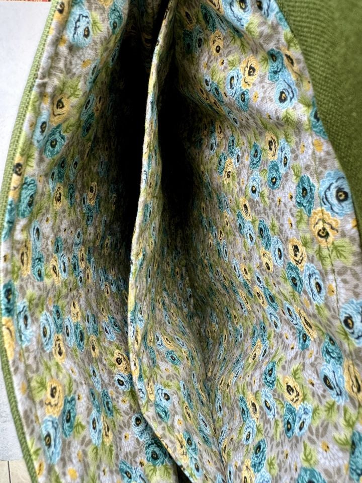 Yeşil Bisiklet Nakışlı Sırt Çantası