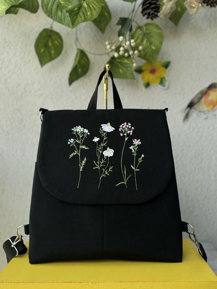 Siyah Çiçek Nakışlı Sırt Çantası Yaz Çiçekli