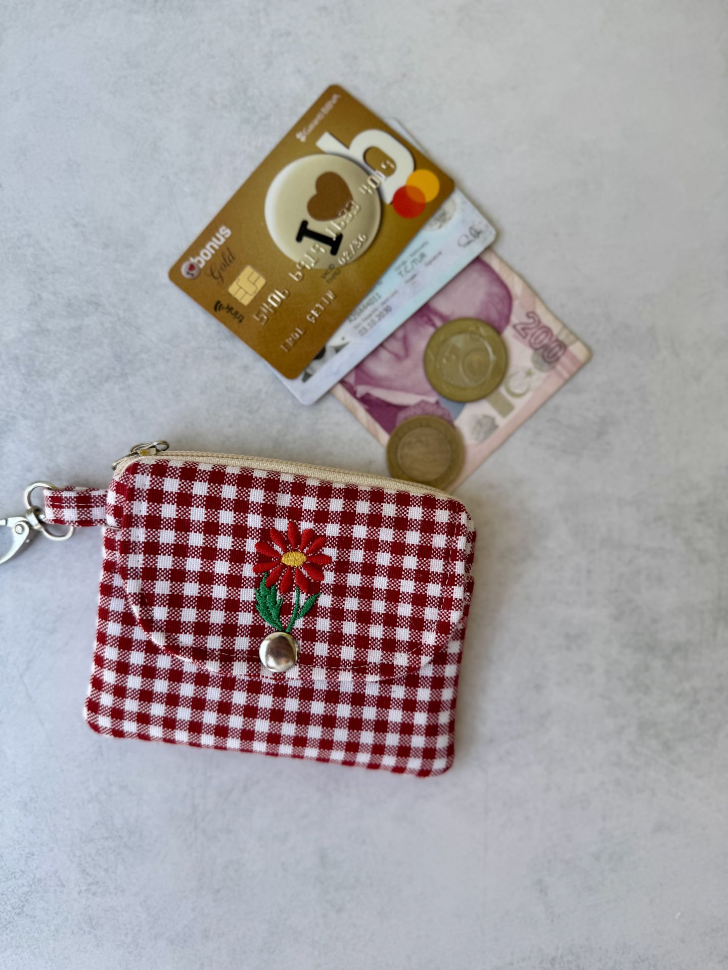 Kırmızı Pötikare Cüzdan