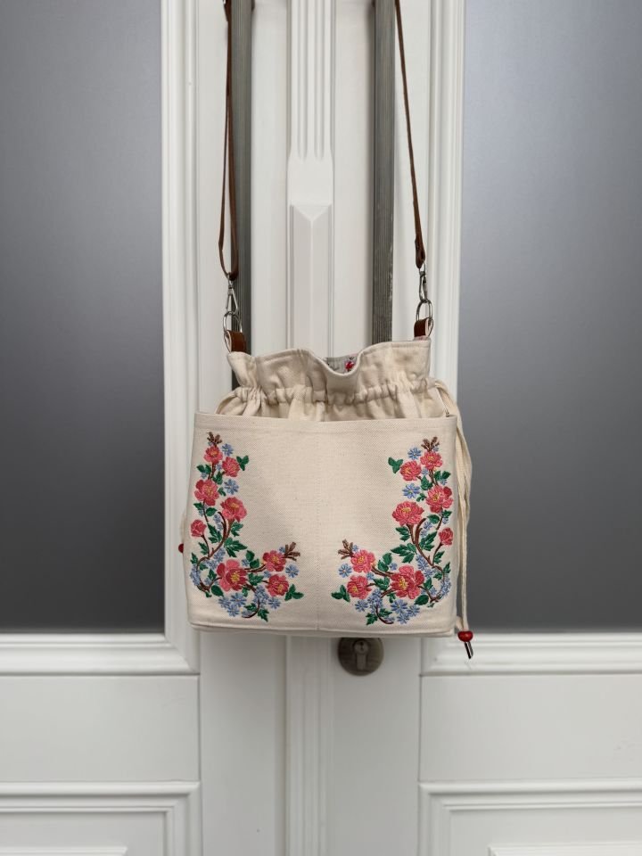 Rose Serisi Büzgülü Omuz Çantası