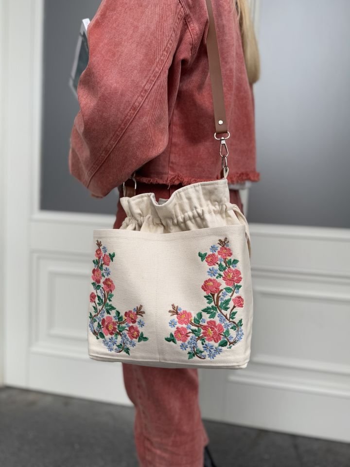 Rose Serisi Büzgülü Omuz Çantası