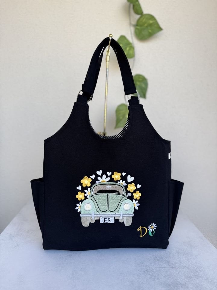 Siyah Vosvos Nakışlı Omuz Çantası