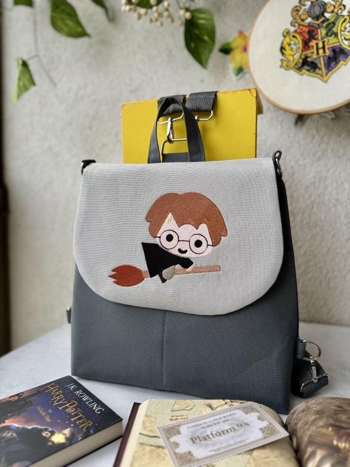 Antrasit Harry Potter Nakışlı Sırt Çantası