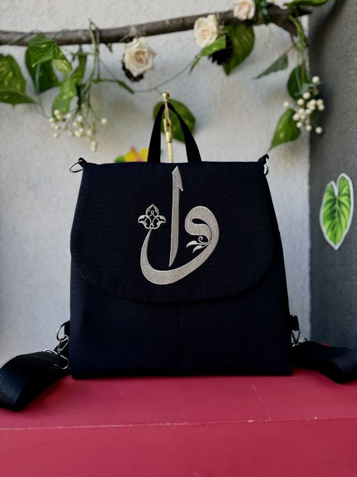 Siyah Vav-Elif Nakışlı Sırt Çantası