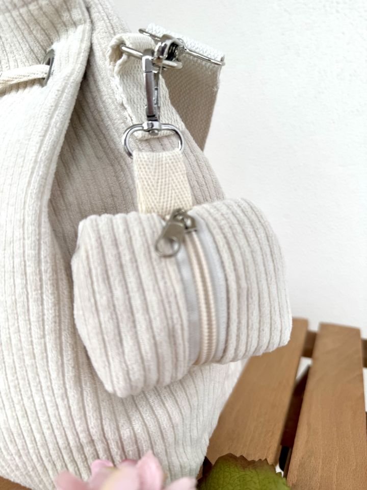 Grace Serisi Krem Fitilli Kadife Harfli Bucket Omuz Çantası