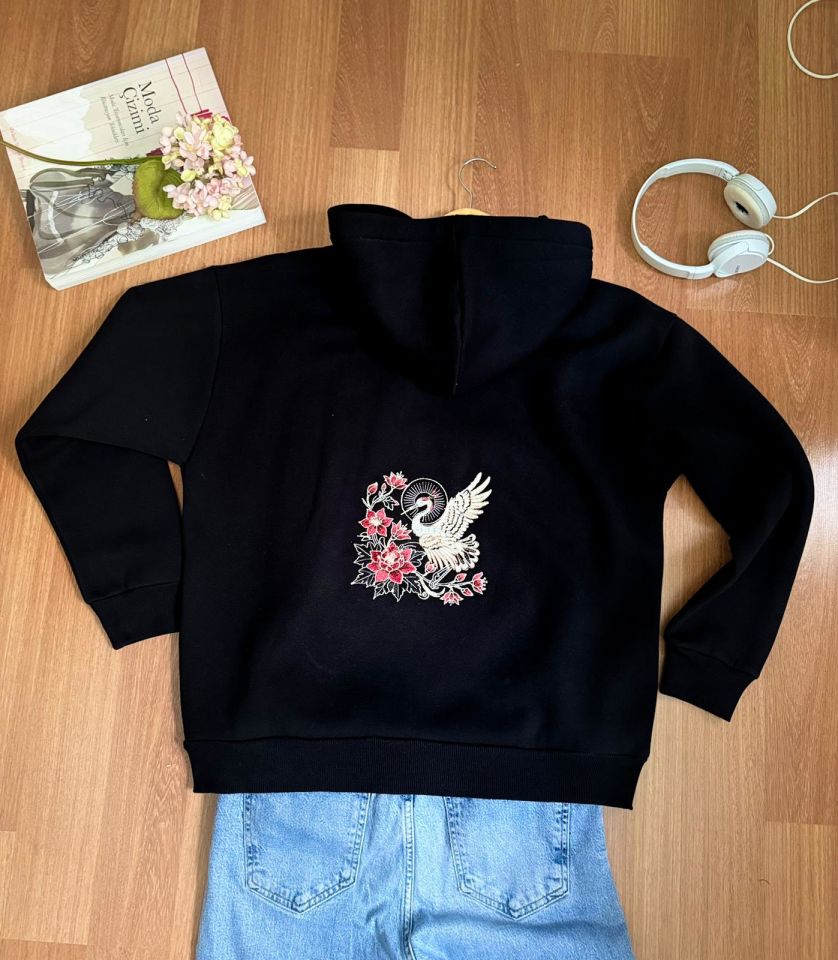 Oversize Kapüşonlu Nakışlı Sweatshırt