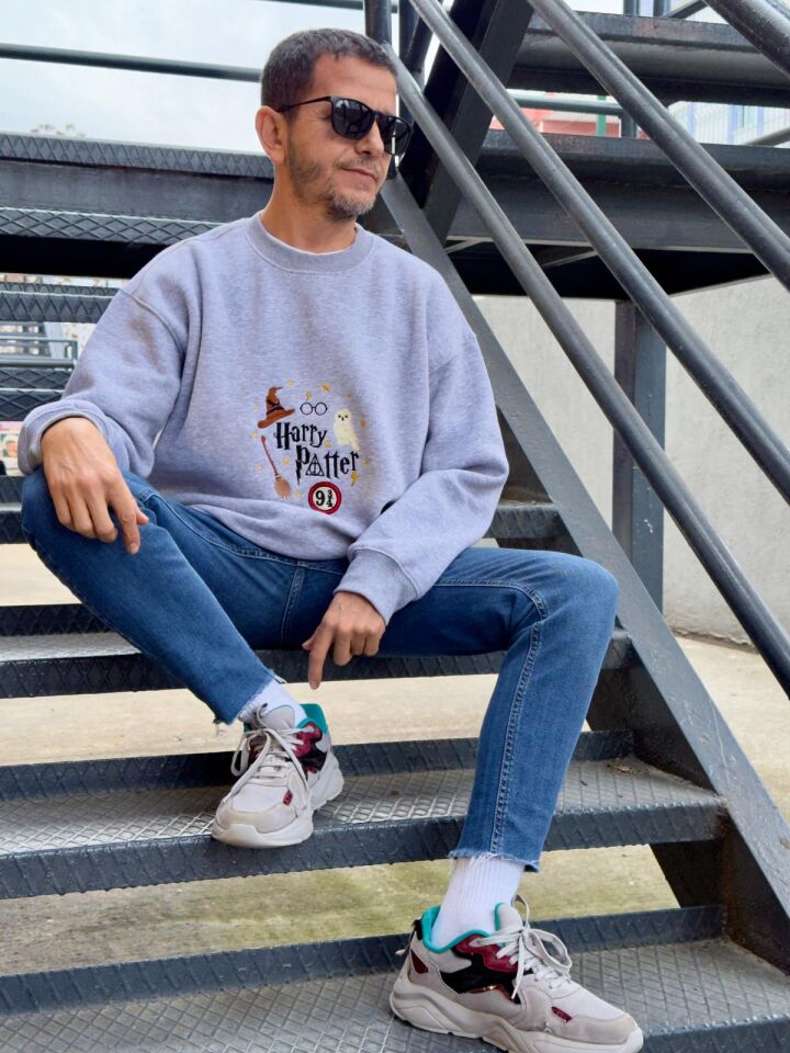 Oversize Nakışlı Sweatshırt